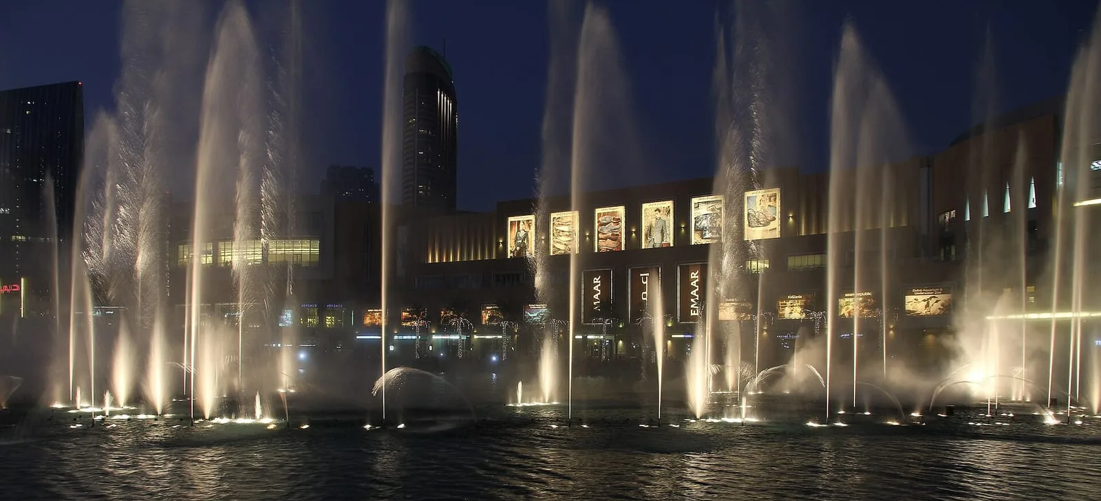 Dubai Fountain Lake Ride: Traditional Abra on Burj Lake