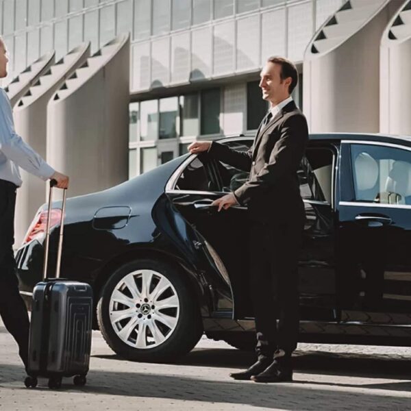 Airport Pick-Up and Transfer – Dubai & DXB Airport